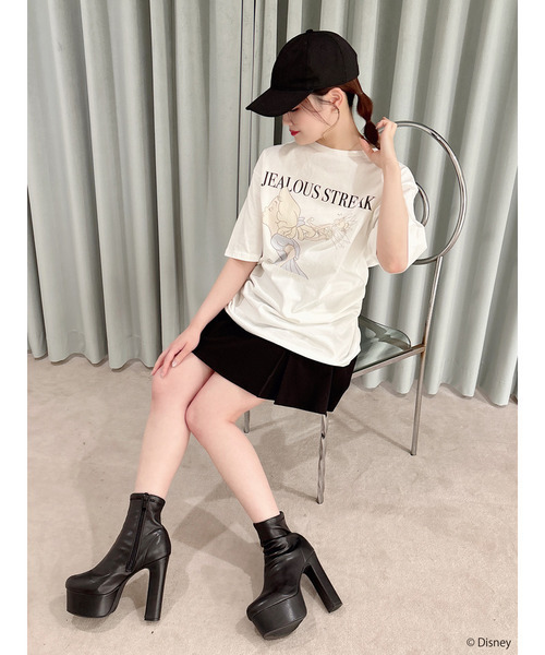 MIIA(ミーア)の「【Disney/ピーター・パン】グラフィックプリントビッグTシャツ(Tシャツ/カットソー・レディース・オフホワイト/ブラック・FREE)」の3枚目の写真