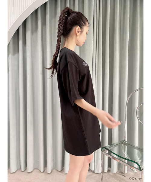 MIIA(ミーア)の「【Disney/ピーター・パン】グラフィックプリントビッグTシャツ(Tシャツ/カットソー・レディース・オフホワイト/ブラック・FREE)」の21枚目の写真