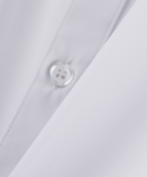 Honeys(ハニーズ)の「ショート丈シアーシャツ(シャツ/ブラウス・レディース・ホワイト/ライトグレー/ブラック/サックスブルー/イエロー/パープル/ピンク/モカ/スミクロ・SS/S/M/L)」の17枚目の写真