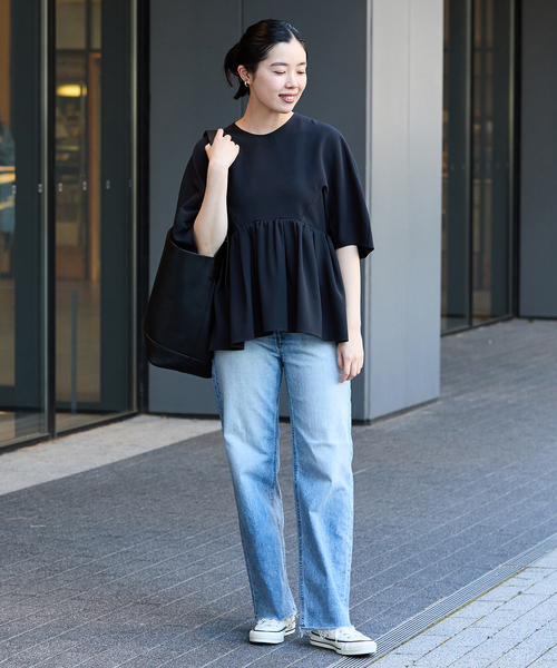 IENA（イエナ）の「ペプラムギャザーブラウス（シャツ/ブラウス・レディース・ベージュ/ネイビー・FREE）」の18枚目の写真