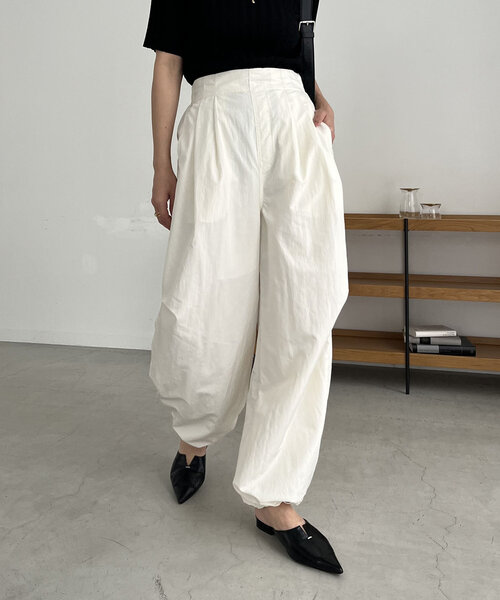 CAPRICIEUX LE'MAGE（カプリシューレマージュ）の「パラシュートパンツ（その他パンツ・レディース・ブラック/ホワイト・38/36）」の2枚目の写真