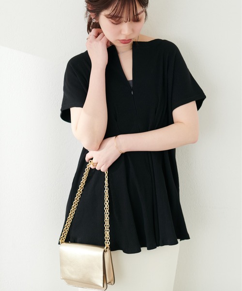 natural couture（ナチュラルクチュール）の「【mamamo】テレコリブZIPあきTOPS（Tシャツ/カットソー・レディース・ブラック/アイボリー/グリーン/ラベンダー・FREE）」の9枚目の写真