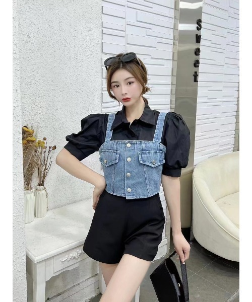 SpRay（スプレイ）の「【2点セット】デニムビスチェ×ボリューム袖半袖ブラウス（シャツ/ブラウス・レディース・ブラック/ブルー・FREE）」の3枚目の写真