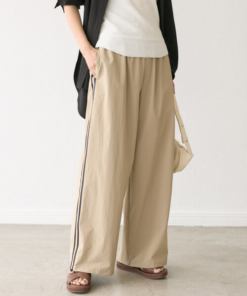 RIVE DROITE(リヴドロワ)の「イージートラックパンツ(その他パンツ・レディース・ブラック/ベージュ・38/36)」の2枚目の写真