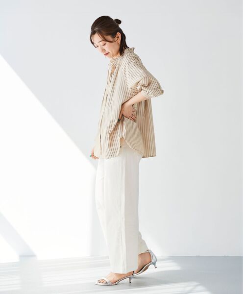 le.coeur blanc（ルクールブラン）の「フリルカラーボリュームスリーブブラウス（シャツ/ブラウス・レディース・グリーン系その他/ベージュ系その他2・38）」の8枚目の写真