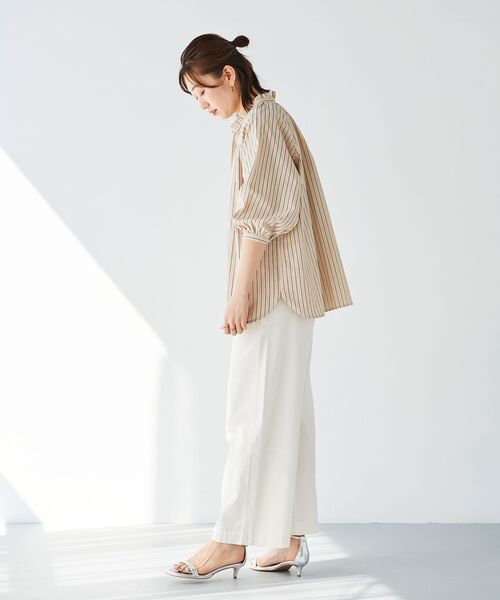 le.coeur blanc（ルクールブラン）の「フリルカラーボリュームスリーブブラウス（シャツ/ブラウス・レディース・グリーン系その他/ベージュ系その他2・38）」の10枚目の写真