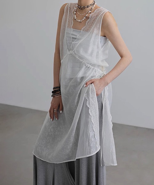 GIVENCHY シアー素材　ノースリーブドレス GIVENCHY シアー素材ノースリーブドレス