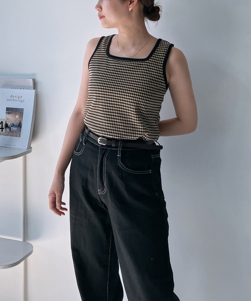 AS KNOW AS plus(アズノゥアズプラス)の「◎ハニカム柄ジャガードニットタンクトップ(タンクトップ・レディース・オレンジ/グレー/ブラック/ライトブルー・FREE)」の12枚目の写真