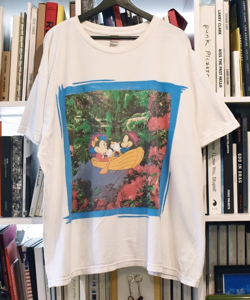 OLDMICKEY （オールドミッキー）の「【ヴィンテージ古着】90's ミッキー & ミニー 絵画風プリントTシャツ（Tシャツ/カットソー・メンズ・ホワイト・X-LARGE）」の2枚目の写真