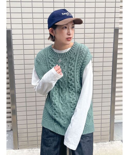 Ungrid(アングリッド)の「【WEB限定】パッチワークケーブルニットベスト(ベスト・レディース・チャコールグレー/アイボリー/グリーン・FREE)」の19枚目の写真