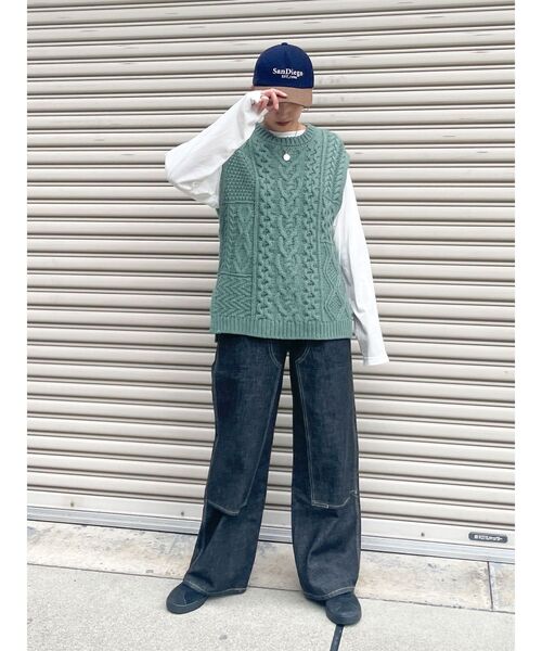 Ungrid(アングリッド)の「【WEB限定】パッチワークケーブルニットベスト(ベスト・レディース・チャコールグレー/アイボリー/グリーン・FREE)」の20枚目の写真