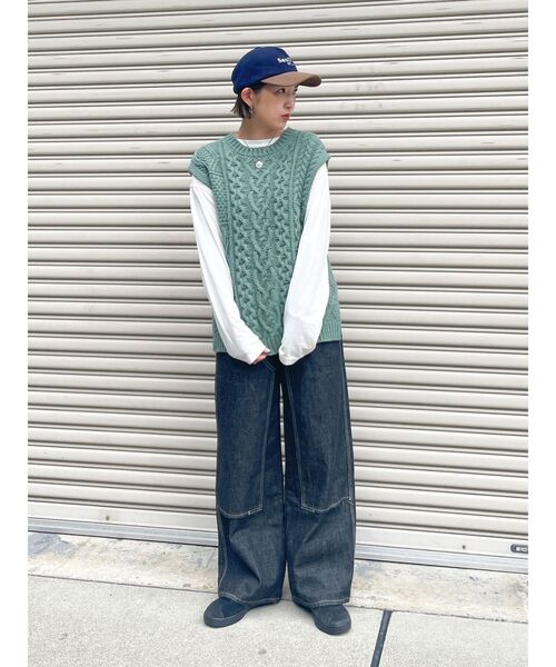 Ungrid(アングリッド)の「【WEB限定】パッチワークケーブルニットベスト(ベスト・レディース・チャコールグレー/アイボリー/グリーン・FREE)」の21枚目の写真