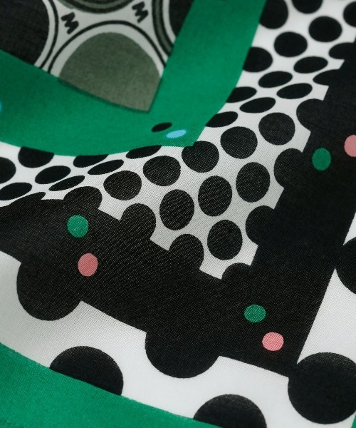 MARNI MARKET(マルニマーケット)の「バンダナ(バンダナ/スカーフ・レディース・グリーンドット・FREE)」の4枚目の写真