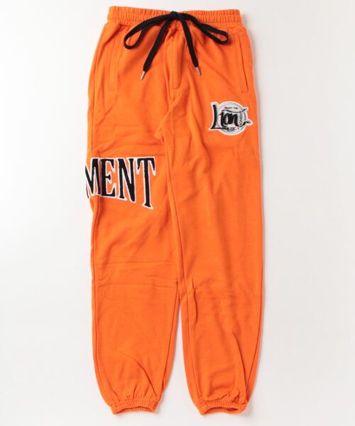 RE730（アールイーセブンサーティー）の「【RE730】ワッペン付きジョガーパンツ　ユニセックス（その他パンツ・メンズ・ブラック/アイボリー/オレンジ/ブルー・LARGE/MEDIUM/SMALL）」の21枚目の写真