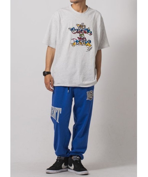 RE730（アールイーセブンサーティー）の「【RE730】ワッペン付きジョガーパンツ　ユニセックス（その他パンツ・メンズ・ブラック/アイボリー/オレンジ/ブルー・LARGE/MEDIUM/SMALL）」の16枚目の写真