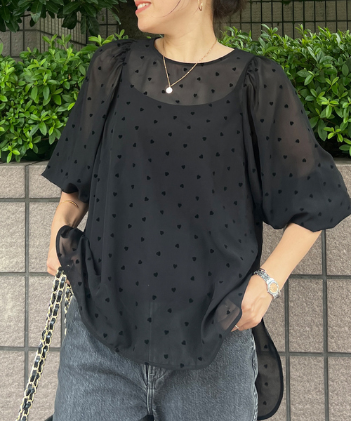 Rouge vif(ルージュヴィフ)の「ハートフロッキーシアーブラウス(シャツ/ブラウス・レディース・ブラック/アイボリー・フリー)」の2枚目の写真