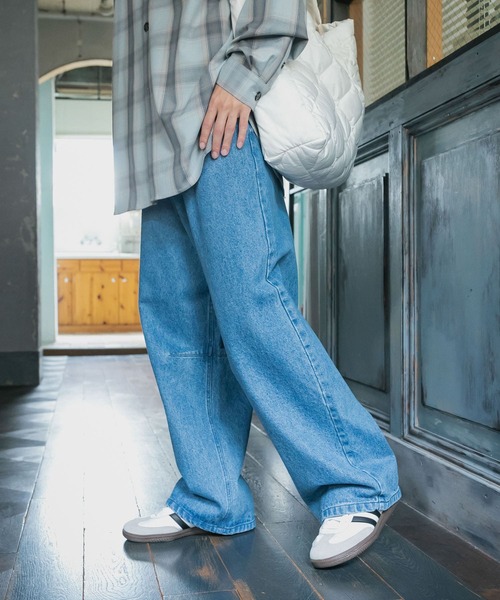 SENSE OF PLACE by URBAN RESEARCH（センスオブプレイスバイアーバンリサーチ）の「カーブデニムパンツ（デニムパンツ・メンズ・ライトインディゴブルー/ブラック・MEDIUM/LARGE）」の5枚目の写真