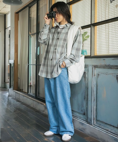 SENSE OF PLACE by URBAN RESEARCH（センスオブプレイスバイアーバンリサーチ）の「カーブデニムパンツ（デニムパンツ・メンズ・ライトインディゴブルー/ブラック・MEDIUM/LARGE）」の6枚目の写真