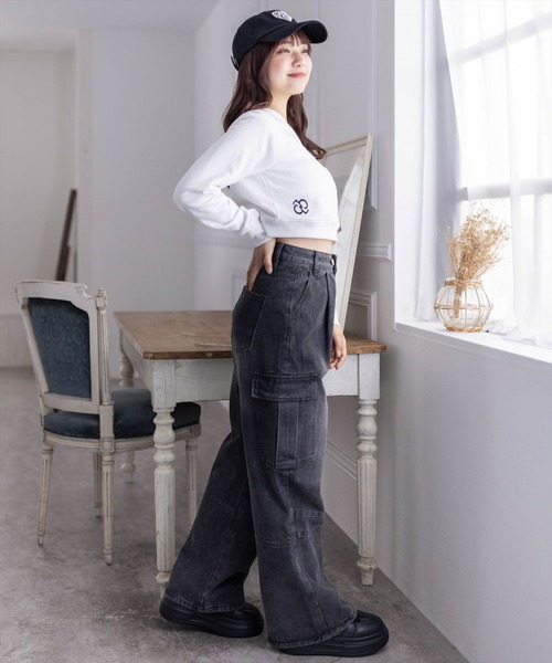 clear（クリア）の「カーゴデニムパンツ≪2024AW新作≫（デニムパンツ・レディース・ライトブルー/ブラック・M/S）」の13枚目の写真