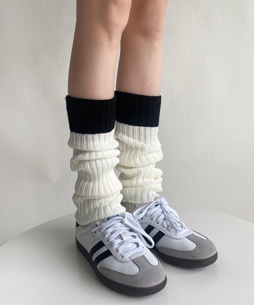 Miniministore(ミニミニストア)の「レッグウォーマー 配色靴下 レディース(ソックス/靴下・レディース・ベージュ/グレー/ブラック/アイボリー・FREE)」の2枚目の写真