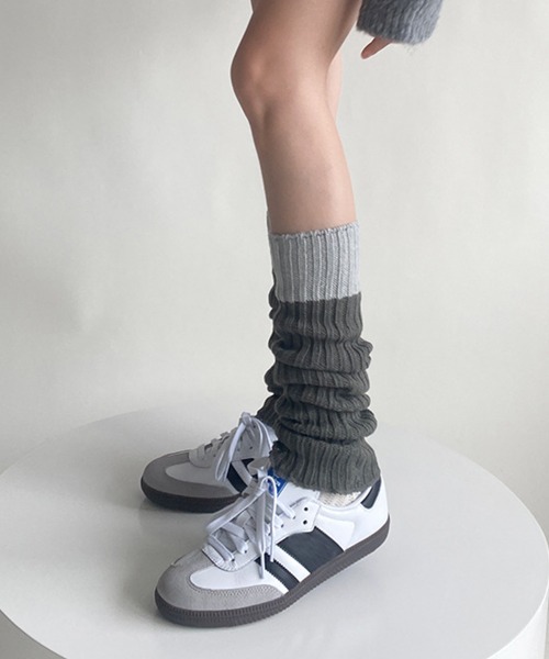 Miniministore(ミニミニストア)の「レッグウォーマー 配色靴下 レディース(ソックス/靴下・レディース・ベージュ/グレー/ブラック/アイボリー・FREE)」の6枚目の写真