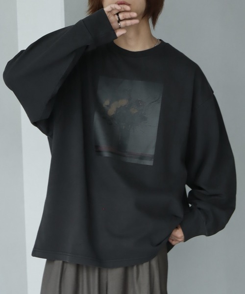 welise（ウェライズ）の「【welise/ウェライズ】ヴィンテージピグメント ヘビーウェイトコットン モードフラワープリント オーバーロンT（Tシャツ/カットソー・メンズ・ブラック系その他3/ブラック系その他/グレー系その他3/グレー系その他2/ブラック系その他4/グレー系その他4/グレー系その他/ブラック系その他2/グレー系その他5/ブラック系その他5・S/L/M）」の3枚目の写真