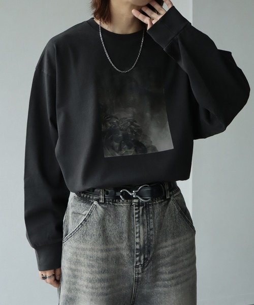 welise（ウェライズ）の「【welise/ウェライズ】ヴィンテージピグメント ヘビーウェイトコットン モードフラワープリント オーバーロンT（Tシャツ/カットソー・メンズ・ブラック系その他3/ブラック系その他/グレー系その他3/グレー系その他2/ブラック系その他4/グレー系その他4/グレー系その他/ブラック系その他2/グレー系その他5/ブラック系その他5・S/L/M）」の4枚目の写真