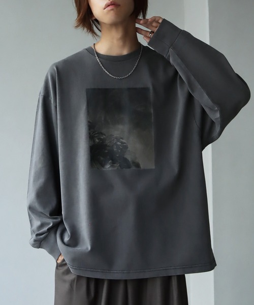 welise（ウェライズ）の「【welise/ウェライズ】ヴィンテージピグメント ヘビーウェイトコットン モードフラワープリント オーバーロンT（Tシャツ/カットソー・メンズ・ブラック系その他3/ブラック系その他/グレー系その他3/グレー系その他2/ブラック系その他4/グレー系その他4/グレー系その他/ブラック系その他2/グレー系その他5/ブラック系その他5・S/L/M）」の9枚目の写真
