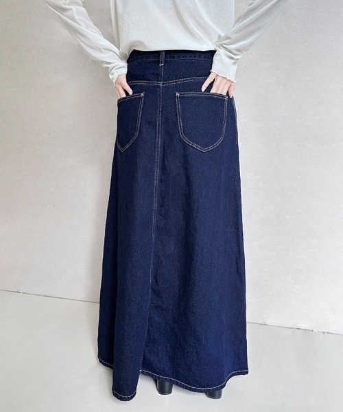 Doux Belle(ドゥーベル)の「フレアロングデニムスカート(スカート・レディース・ワンウォッシュ/ブルー/ネイビー・SMALL/MEDIUM/LARGE/X-LARGE)」の10枚目の写真