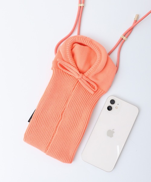 ROOTOTE(ルートート)の「ROOTOTE ニットフード付きスマホショルダー(ショルダーバッグ・レディース・オレンジ/イエロー/パープル/グリーン/ピンク/アイボリー/レッド・FREE)」の1枚目の写真