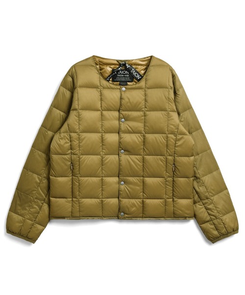 TAION（タイオン）の「【TAION(タイオン)】〈キッズ〉ベーシック クルーネックボタン インナーダウンジャケット（ダウンジャケット/コート・キッズ・ダークオリーブ/カーキ/ブラウン系1/ブラック系3/レッド系その他/チョコ/ミント/ブラック/ライム/バーガンディー/グレー/サンドベージュ/レモンイエロー/ネイビー系6/ダークパープル/ベージュ/ラベンダー/ダークオレンジ/ダークネイビー/オレンジ/ネイビー/チャコール/チャコールグレー/キャメル/ダークグリーン/ライトピンク/オリーブ/ダークブルー/モカ/ライトブルー/オフホワイト/ケリーグリーン/ライトグレー/ベージュ系5・130/110/150/140/120/100）」の11枚目の写真