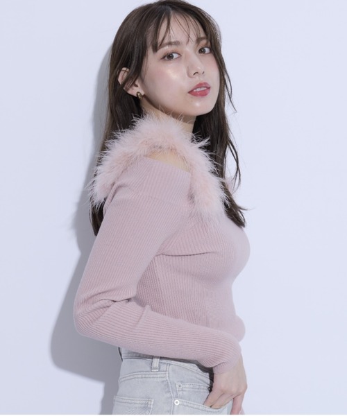 Mystrada(マイストラーダ)の「フェザーオフショルニット(ニット/セーター・レディース・ピンク/ボルドー/チャコールグレー/ダークブラウン・38)」の10枚目の写真