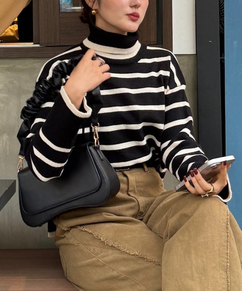 efill（エフィル）の「ハイネック　ボーダー　ニット（ニット/セーター・レディース・ベージュ/ブラック・FREE）」の13枚目の写真