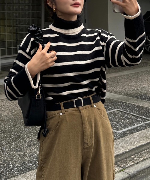 efill（エフィル）の「ハイネック　ボーダー　ニット（ニット/セーター・レディース・ベージュ/ブラック・FREE）」の18枚目の写真