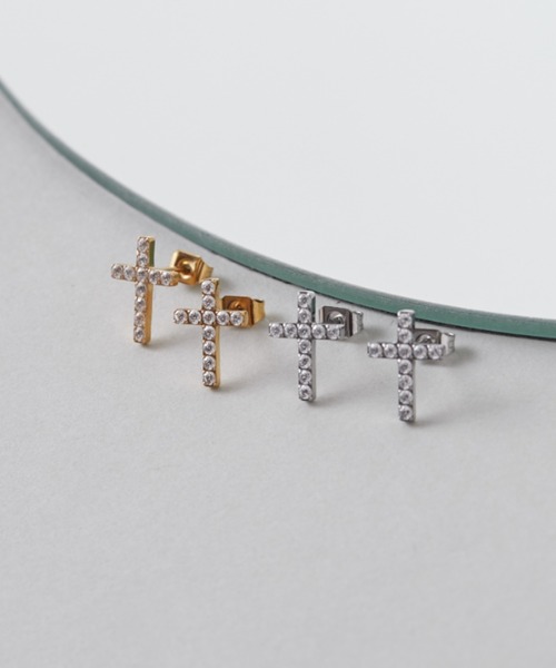 ciite' surgical stainless(シーテサージカルステンレス)の「【 金属アレルギー対応 】 ビジュークロスピアス サージカルステンレス (両耳用)(ピアス(両耳用)・レディース・シルバー/ゴールド・FREE)」の7枚目の写真