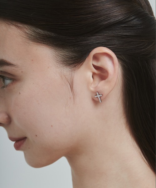 ciite' surgical stainless(シーテサージカルステンレス)の「【 金属アレルギー対応 】 ビジュークロスピアス サージカルステンレス (両耳用)(ピアス(両耳用)・レディース・シルバー/ゴールド・FREE)」の13枚目の写真