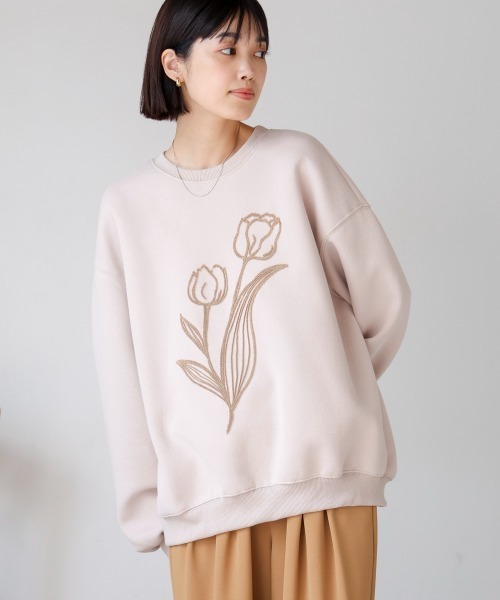 Bou Jeloud(ブージュルード)の「立体刺繍プルオーバー(Tシャツ/カットソー・レディース・アイボリー/ブラック/ベージュ・FREE)」の3枚目の写真