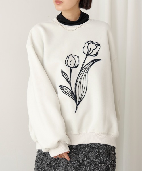 Bou Jeloud(ブージュルード)の「立体刺繍プルオーバー(Tシャツ/カットソー・レディース・アイボリー/ブラック/ベージュ・FREE)」の4枚目の写真