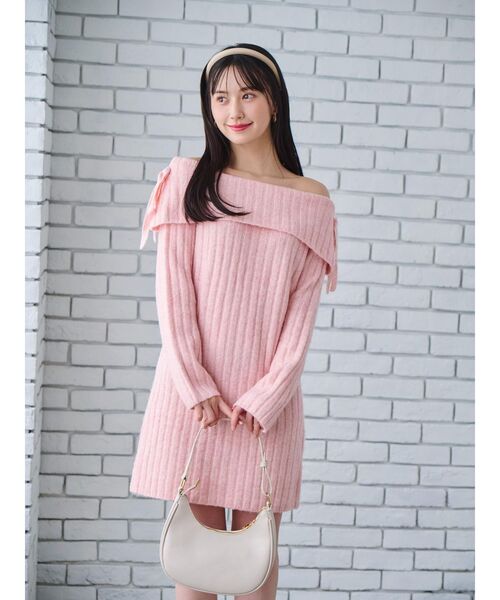 dazzlin（ダズリン）の「【ZOZOTOWN限定】リボンオフショルニットミニワンピース（ワンピース・レディース・ホワイト/チャコールグレー/ブラック/ピンク・FREE）」の10枚目の写真