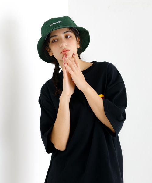 FRUIT OF THE LOOM(フルーツオブザルーム)の「【FRUIT OF THE LOOM】ロゴバケットハット / LOGO BUCKET HAT【WEB限定】(ハット・レディース・ワイン/グリーン/ネイビー・フリー)」の5枚目の写真