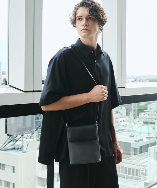 LEATHER SHOULDER MINI BAG（ショルダーバッグ）｜UNITED TOKYO
