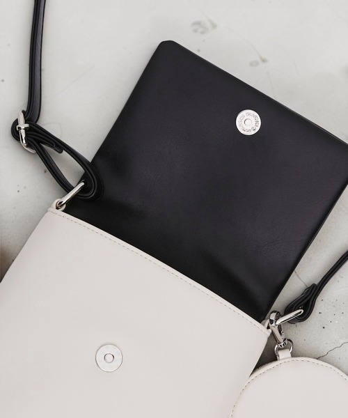 UNITED TOKYO（ユナイテッドトウキョウ）の「【WEB数量限定】LEATHER SHOULDER MINI BAG　｜撥水性/軽量/コインケース付き/長さ調整可能/大人気/縦長ショルダー（ショルダーバッグ・メンズ・ブラウン/ダークグレー/ブラック/アイボリー・FREE）」の22枚目の写真