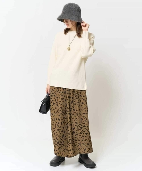 a.v.v(アーヴェヴェ)の「【WEB限定/洗える】切替ボートネックチュニックニット(ニット/セーター・レディース・グレー/アイボリー/ネイビー/モカ・34/36/38/42/40)」の13枚目の写真