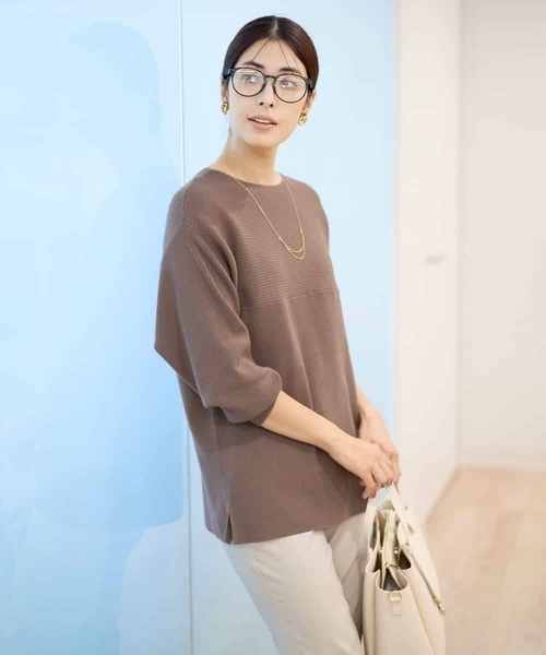 a.v.v(アーヴェヴェ)の「【WEB限定/洗える】切替ボートネックチュニックニット(ニット/セーター・レディース・グレー/アイボリー/ネイビー/モカ・34/36/38/42/40)」の21枚目の写真