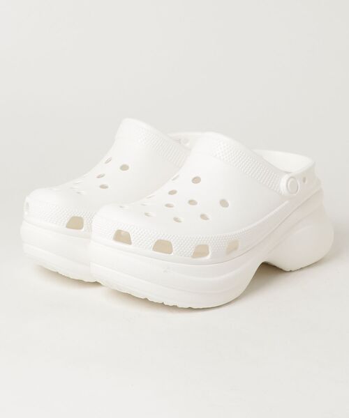 crocs(クロックス)の「CLASSIC BAE CLOG(スニーカー・レディース・ホワイト・24.0cm/23.0cm)」の1枚目の写真