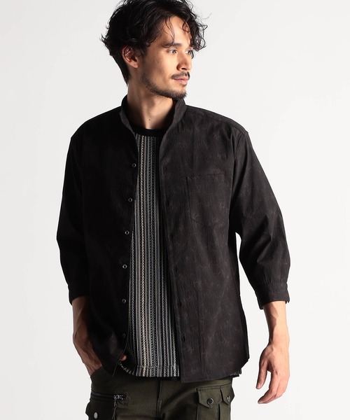 NICOLE CLUB FOR MEN(ニコルクラブフォーメン)の「アラカルトプリント 7分袖ショートスタンドカラーシャツ(シャツ/ブラウス・メンズ・オフホワイト/ブラック系/ブラック/ホワイト系・LARGE/MEDIUM/X-LARGE)」の3枚目の写真