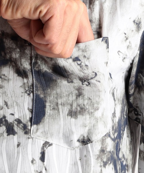 NICOLE CLUB FOR MEN(ニコルクラブフォーメン)の「アラカルトプリント 7分袖ショートスタンドカラーシャツ(シャツ/ブラウス・メンズ・オフホワイト/ブラック系/ブラック/ホワイト系・LARGE/MEDIUM/X-LARGE)」の18枚目の写真