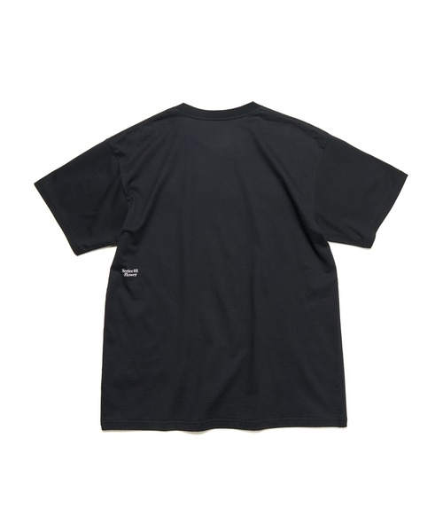 SOPHNET.(ソフネット)の「SIMON TAYLOR: FLOWER TEE(Tシャツ/カットソー・メンズ・ブラック/ホワイト・SMALL/MEDIUM/LARGE/X-LARGE)」の3枚目の写真