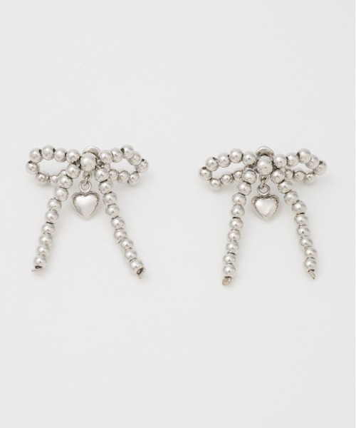 SLY（スライ）の「RIBBON CHARM P/EARRING リボン チャーム ピアス（ピアス（両耳用）・レディース・クリア/シルバー/ホワイト・FREE）」の3枚目の写真