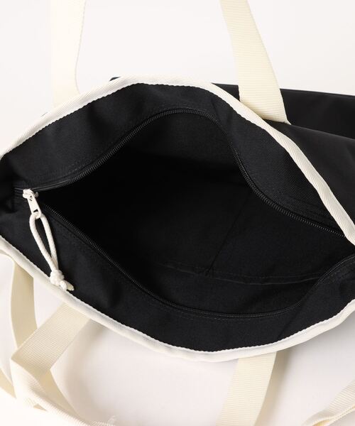 Champion（チャンピオン）の「チャンピオン レッスンバッグ モンゴメリー No.63984（トートバッグ・キッズ・ブラック/サックスブルー/パープル・FREE）」の6枚目の写真